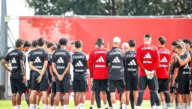 关于转折点犹他爵士门线救险，葡超今晨攻防权衡，底气十足，更衣室氛围转暖的信息